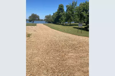 1630 Edgewater Drive E, Lake Benton, MN 56149 - Photo 5