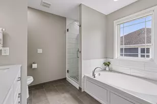 2711 Spy Glass Dr, Chaska, MN 55318 - Photo 33