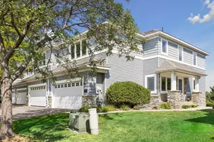 2711 Spy Glass Dr, Chaska, MN 55318 - Photo 1