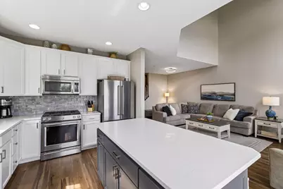 2711 Spy Glass Drive, Chaska, MN 55318 - Photo 27