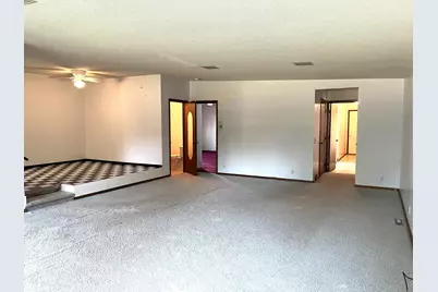110 S 4th Avenue W, Truman, MN 56088 - Photo 5