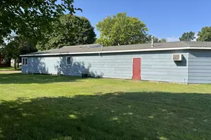 110 S 4th Ave W, Truman, MN 56088 - Photo 51