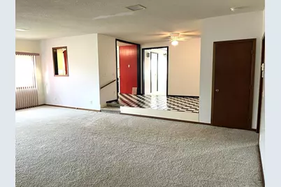 110 S 4th Avenue W, Truman, MN 56088 - Photo 23