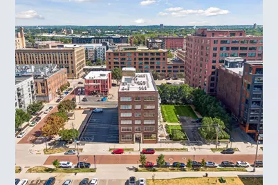 748 3rd Street N #200, Minneapolis, MN 55401 - Photo 43