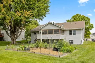 2452 Eagle Valley Dr, Woodbury, MN 55129 - Photo 47