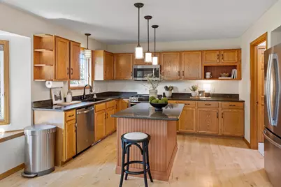 2452 Eagle Valley Drive, Woodbury, MN 55129 - Photo 9