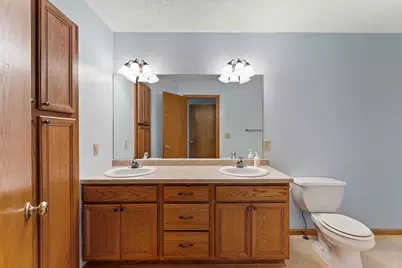 6496 15th Street Place N, Oakdale, MN 55128 - Photo 21