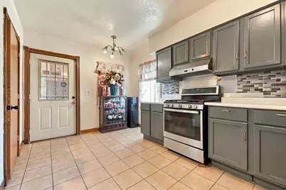 204 Acker Street E, Saint Paul, MN 55117 - Photo 9