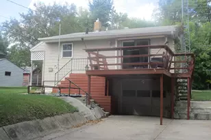 721 Riverside Ct, Fergus Falls, MN 56537 - Photo 1