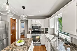 555 White Pine Way, Eagan, MN 55123 - Photo 15