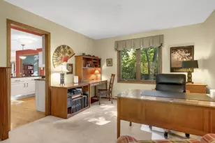 14985 Ironwood Ct, Eden Prairie, MN 55346 - Photo 11