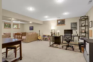 14985 Ironwood Ct, Eden Prairie, MN 55346 - Photo 19