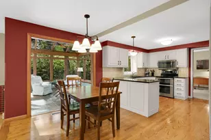 14985 Ironwood Ct, Eden Prairie, MN 55346 - Photo 5