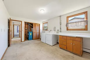 64 9th Ave NE, Hutchinson, MN 55350 - Photo 21