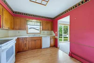 64 9th Avenue NE, Hutchinson, MN 55350 - Photo 13