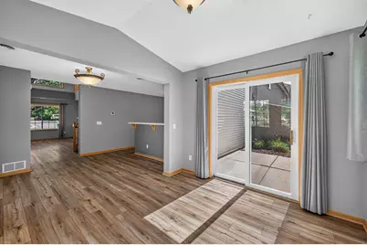 3341 Jansen Way, Vadnais Heights, MN 55127 - Photo 9