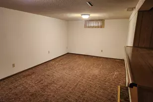 2010 3rd Ave NE, Austin, MN 55912 - Photo 23