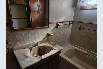2010 3rd Avenue NE, Austin, MN 55912 - Photo 15