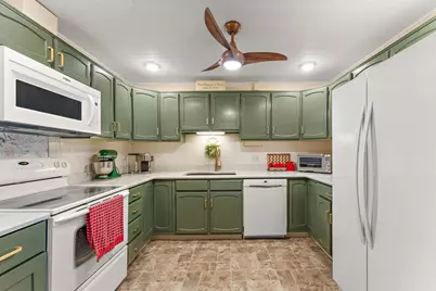 3090 Lexington Avenue N #B5, Roseville, MN 55113 - Photo 9