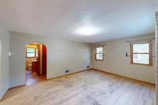 1420 Academy Ave, Albert Lea, MN 56007 - Photo 3