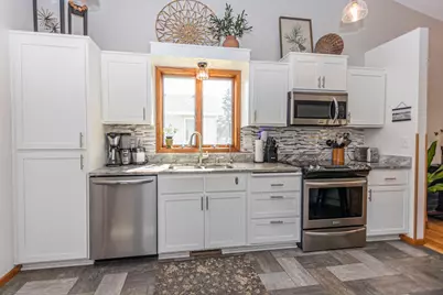 412 Voyager Drive, Alexandria, MN 56308 - Photo 9