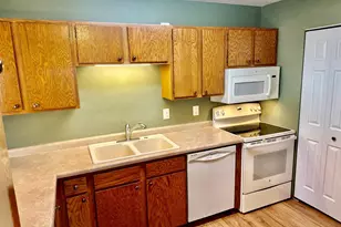 9208 Indian Blvd S, Cottage Grove, MN 55016 - Photo 11