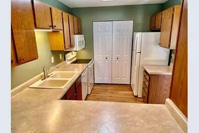 9208 Indian Boulevard S, Cottage Grove, MN 55016 - Photo 5