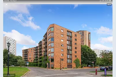 210 W Grant Street #227, Minneapolis, MN 55403 - Photo 25