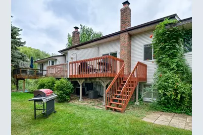 2060 13th Avenue W, Shakopee, MN 55379 - Photo 17