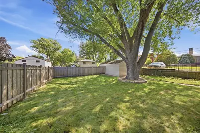 1446 Dale Street N, Saint Paul, MN 55117 - Photo 7