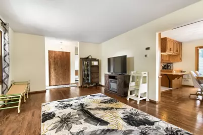 1417 18th Street NW, New Brighton, MN 55112 - Photo 5
