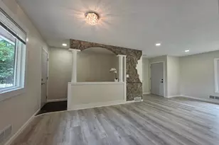 1306 Woodhill Rd, Burnsville, MN 55337 - Photo 11