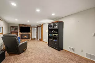 8320 Isle Ave S, Cottage Grove, MN 55016 - Photo 17