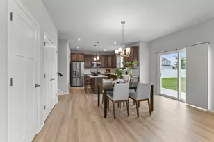 18097 Hartlin Ave, Lakeville, MN 55044 - Photo 7