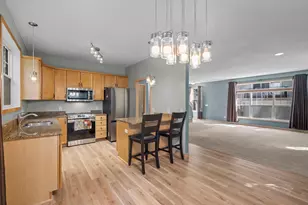 2729 Century Ct, White Bear Lake, MN 55110 - Photo 7