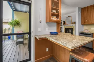 719 Summit Ave, Saint Paul, MN 55105 - Photo 19