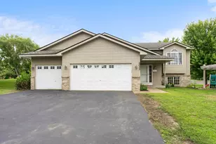 2033 Joe's Lake Rd SE, Cambridge, MN 55008 - Photo 5