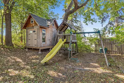 2150 Knapp Street, Saint Paul, MN 55108 - Photo 33