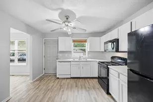 1002 Matilda St, Saint Paul, MN 55117 - Photo 5
