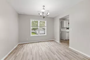 1002 Matilda St, Saint Paul, MN 55117 - Photo 3