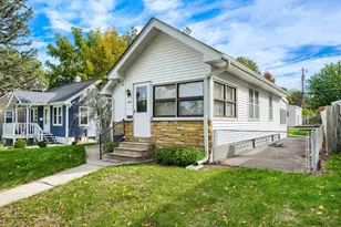 1428 Hazel St N, Saint Paul, MN 55119 - Photo 3
