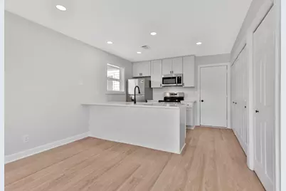 13991 60th Street Court N #306, Stillwater, MN 55082 - Photo 5