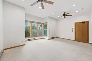 307 Walnut St, Saint Paul, MN 55102 - Photo 11