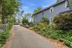 307 Walnut St, Saint Paul, MN 55102 - Photo 13