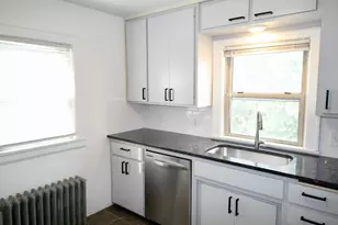 2070 Goodrich Ave, Saint Paul, MN 55105 - Photo 11