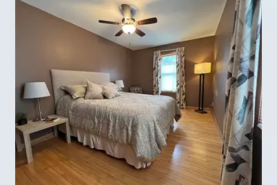 1020 Chatsworth Street N, Saint Paul, MN 55103 - Photo 7