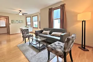 1020 Chatsworth St N, Saint Paul, MN 55103 - Photo 3