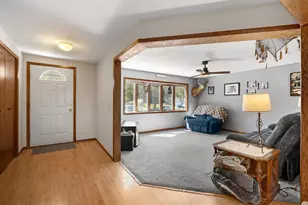 112 13th Ave NW, Waseca, MN 56093 - Photo 3