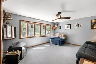 112 13th Ave NW, Waseca, MN 56093 - Photo 5