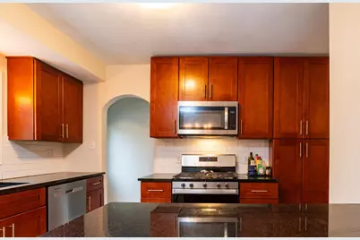 772 Iowa Avenue W, Saint Paul, MN 55117 - Photo 7
